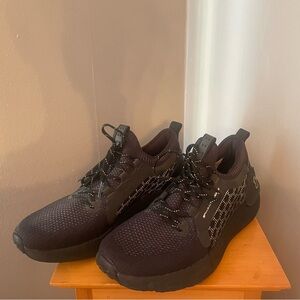 Under Armour Phantom 3SE Men’s Sneakers Size 10.5 Black Athletic